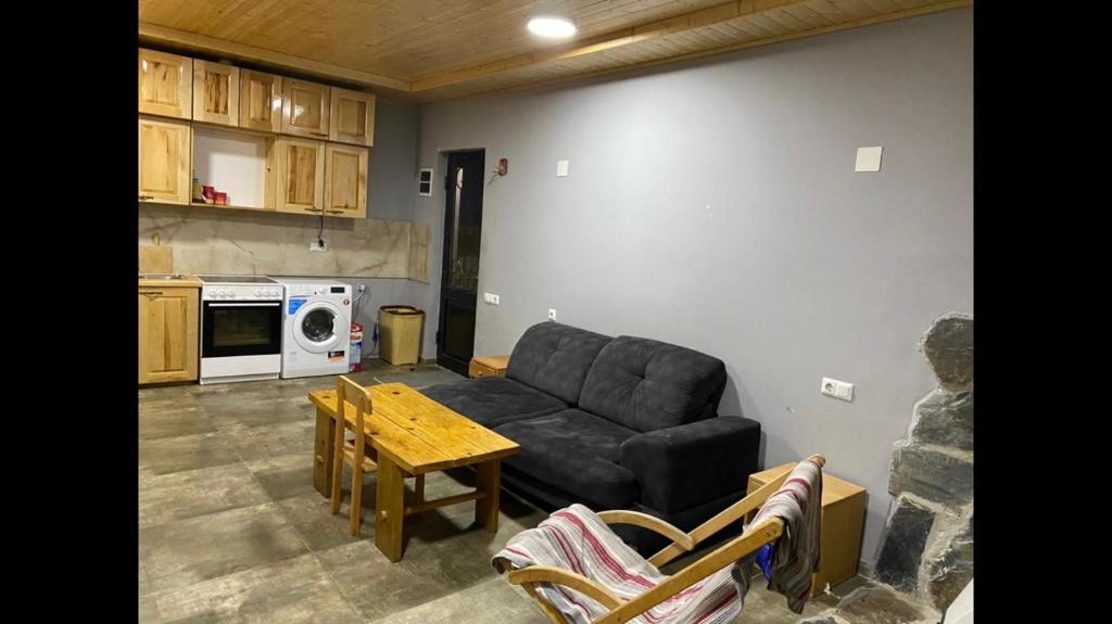 Sana Guest House room 1